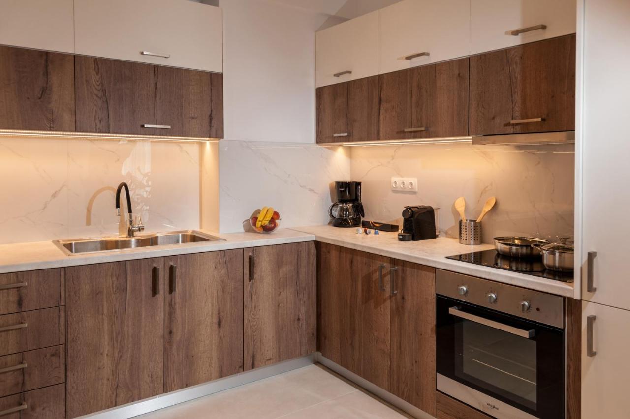 Thyme Sea View Apartments By 8Essentially Суда Екстериор снимка